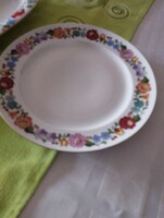 Magyaros mintával retro tálaló tálak porcelán