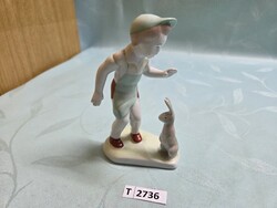T2736 Aquincum fiú nyuszival 14 cm