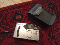 Nikon EF 400 SV analóg filmes fényképezőgép