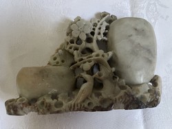 Szépen faragott nagyobb Kinai zsírkő ecset, ceruza tartó.