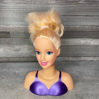 Fodrász babafej gyerekeknek