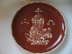 Áldozási ünnepi  tányér terracotta kerámia Osterreinen