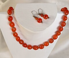 Szép régi karneol nyaklánc, ajándék fülbevalóval