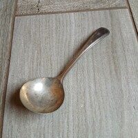 Elegáns régi ezüstözött lekváros kanál (12,9x4,1 cm)