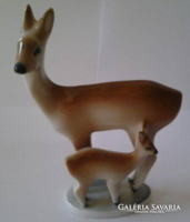 ZSOLNAY RITKA NAGYMÉRETŰ ŐZ MAMA A GIDÁJÁVAL