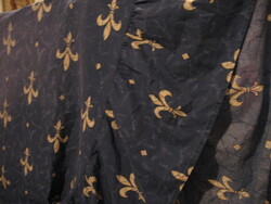 Bourbon liilomos szoknyás lepedő, ágytakaró