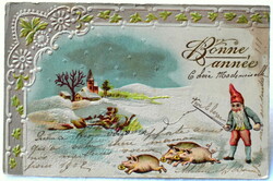 Antik dombornyomott Újévi képeslap - törpe, malac szerencsepénzzel  1901/2