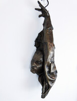 0D746 XX. századi művész: Hatalmas bronz relief : Elérhetetlen