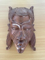 Afrikai fából faragott maszk