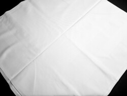 Új, önmagában mintás fehér damaszt abrosz, terítő 150 x 150 cm