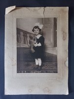 Antik kislány portré - kislány macival Hável fotó