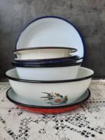 Zománcos tálak, tányérok, 9+1 db egyben