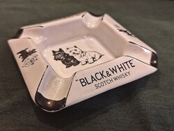 Eredeti "BLACK & WHITE" SCOTCH WHISKY Hamutál a 60-as évekből.