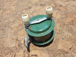 Retro mini tokoz tároló horgász orsó működik kerepel is ha kell hokév szocreál