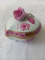 Herendi apponyi mintás bonbonier rózsás fogóval