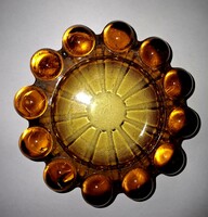 Borostyánsárga üveg hamutál, Retro