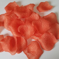 100db-os textil virágszirom, rózsaszirom, szirom csomagok KORALLPIROS színben