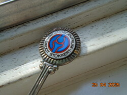 Üdülőközpont Groot Stokkert Hollandia ezüstözött vintage souvenir kiskanál színes zománc emblémával