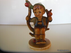 HUMMEL - SZOBOR - 1960 év !  -10 x 5,5 x 5 cm - PORCELÁN - HIBÁTLAN