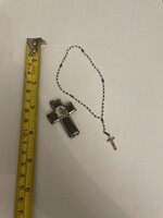 Antik kereszt alakú rózsafüzértartó medál, szentképes, apró rózsafüzérrel