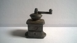 Ón miniatűr - 26. -  tároló dísz vagy babaház kiegészítő