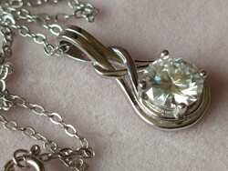 Moissanite gyémánt 1 ct 925 ezüst medál nyaklánccal