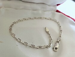 Női ezüst karkötő