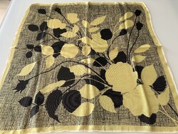 Silk and viscose scarf with kiwi green and black pattern, 66 x 66 cm