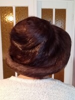 Szép női szőrme kalap / sapka új béléssel -  belső körmérete 57-58 cm