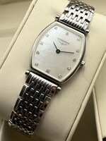 LONGINES La Grande Classique Tonneau (Női karóra gyémántokkal)