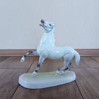 Régi Herendi porcelán ló