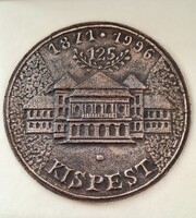 Kispest  125 éves  1871 - 1996  bronz emlék plakett díszdobozában  9,4 cm