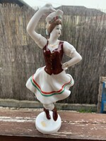 Hollóházi porcelán csárdás királynő nagy méretű 30 cm