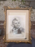Eladó a képen látható portré szép kerettel.