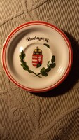 Magyar címeres porcelán kis fali tál  Budapest felirattal  13 cm