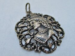 Csodálatos antik ezüstözött , talán indiai medál