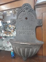 Hollóházi Vintage Cast Iron Court Fountain from Graz, Austria 1886 by Fichmeler & Co, 46 cm