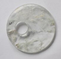 Hegyikristály , csiszolt korong , fánk medál , 4 x 0,5 cm , ásvány , drágakő