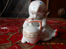 Zsolnay Annuska, ritka festéssel