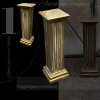 Antique Style Pedestal