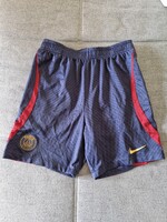 Paris Saint Germain rövid nadrág, nagyon jó állapotban, mérete 158-170cm