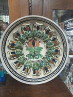 Ilyés Mihály Korond 1984.Plasztikus Kancsós Falitányér, Fali Tál.26 cm.