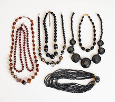 Sötét elegancia ékszercsomag - benne jelzett Napier és Sarah Coventry gyöngysorok