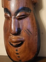 Nyugat-afrikai Stílusú Faragott Fa Maszk – Exotikus Dekoráció