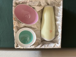 Royal dux Jaroslav Ježek " Elka " porcelán készlet eredeti dobozában (P0045)