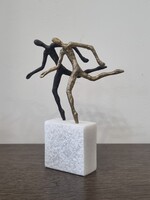 Vintage réz/ bronz figurák  márvány talapzaton ( Yanni Souvatzoglou- Runners)  - 16 cm