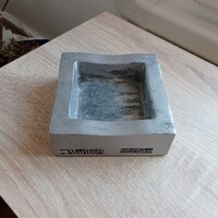 Marlboro - ezüst színű hamutál