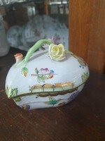 Herendi Viktória Mintás,Szív Alakú, Rózsafogós Bonbonier,Doboz.9 x 11 x 9.5 cm.