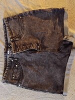 FB Sisters Fekete rövid farmernadrág S méretben.