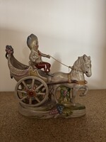 Porcelán fiús lovaskocsi – kézzel festett, GDR, 1950–70-es évek, AKCIÓ leírásban
